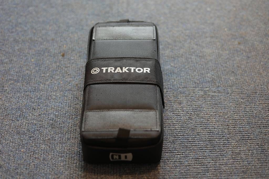 Console di mixaggio: Traktor Kontrol X1 Mk2 – Usato da Spreitenbach venduto da Wuzzle3000 1