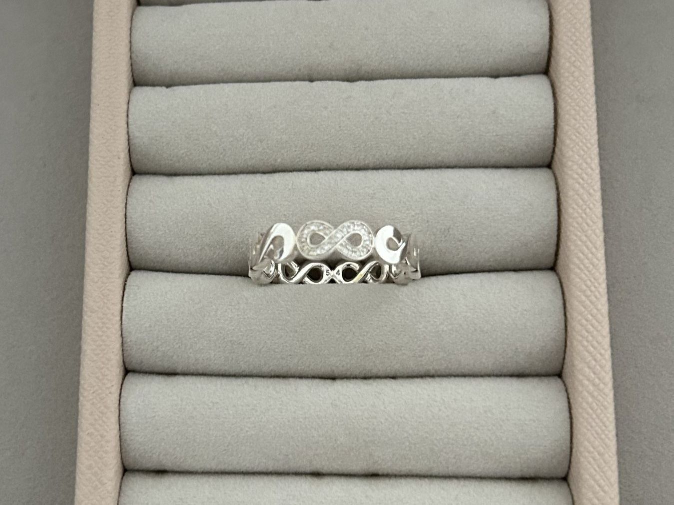 Thomas Sabo Ringe: Thomas Sabo Infinity Ring mit Diamanten – Neu (gemäss Beschreibung) aus Rheinfelden von Boutique_Luxe 1
