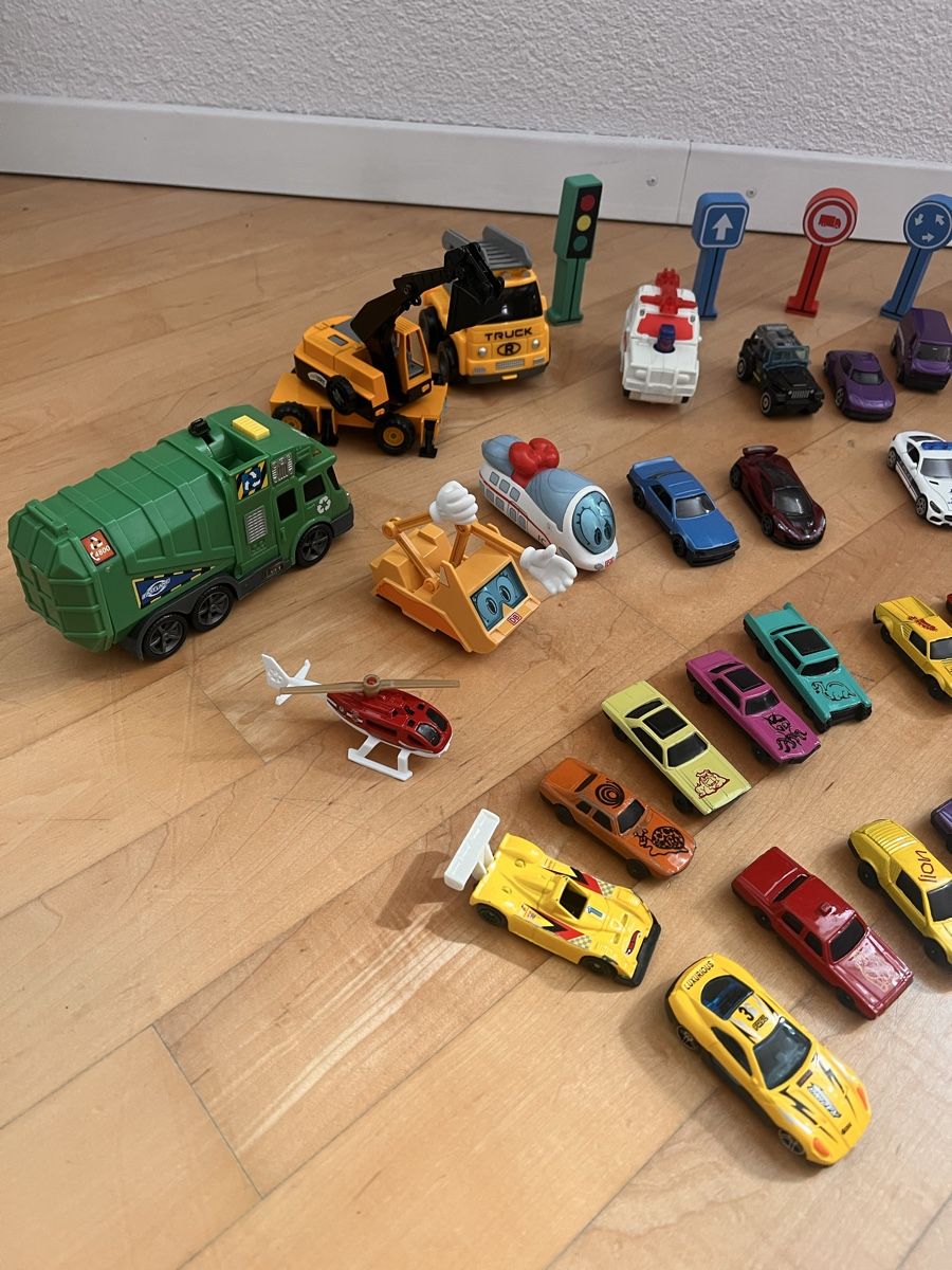 Hot Wheels Giocattoli: Kleine Autos – Usato da Zürich venduto da evebleu 1