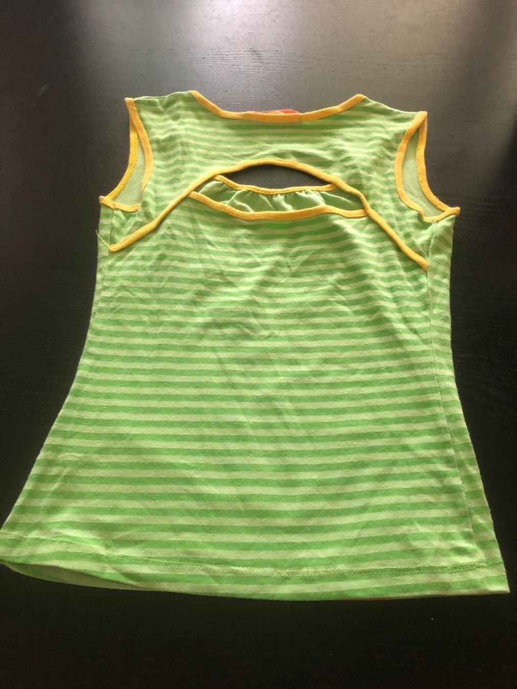 C&A Camicette, T-shirt & Top: Mädchen S-Hirt, Gr. 152 – Usato da Adliswil venduto da Myxin 1