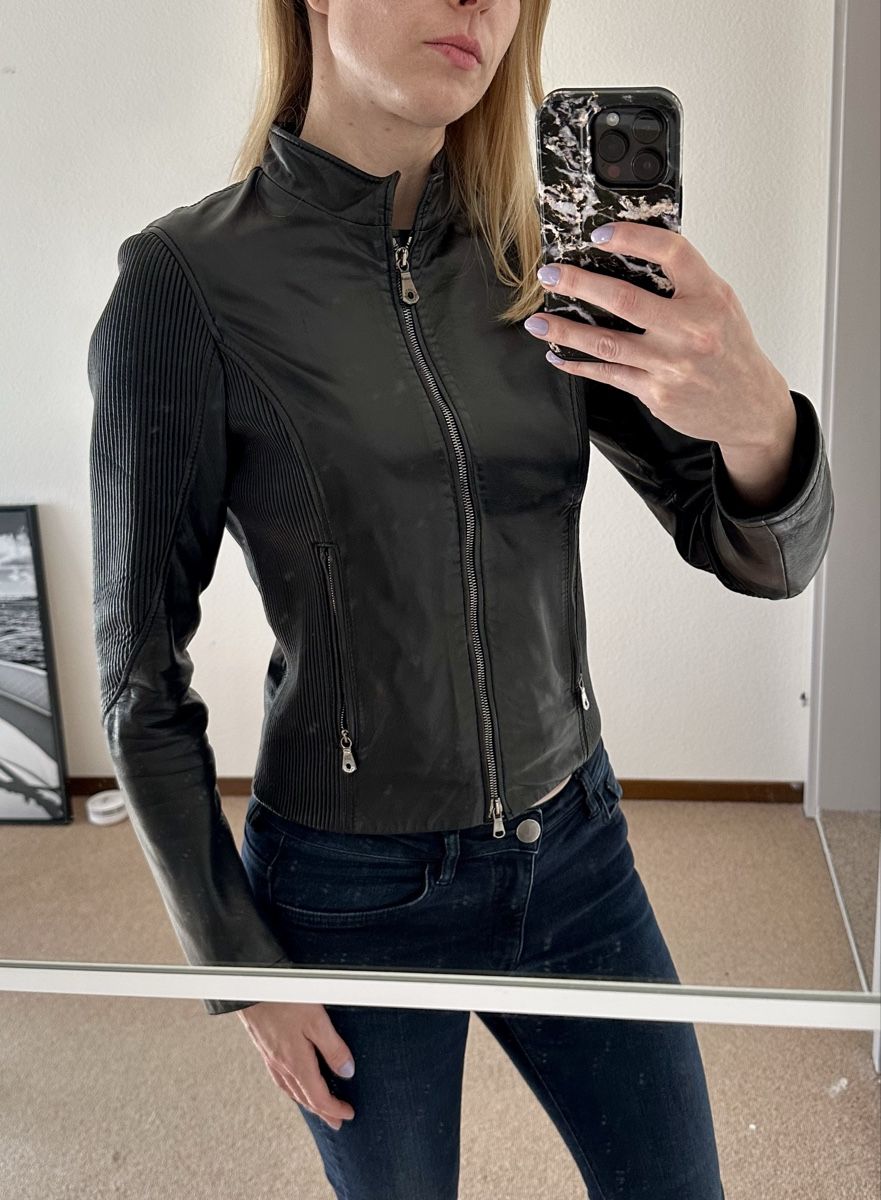 Guess Giacche: Guess Lamb Leather Jacket - Size S – Usato da Kilchberg ZH venduto da kku_pv69 1