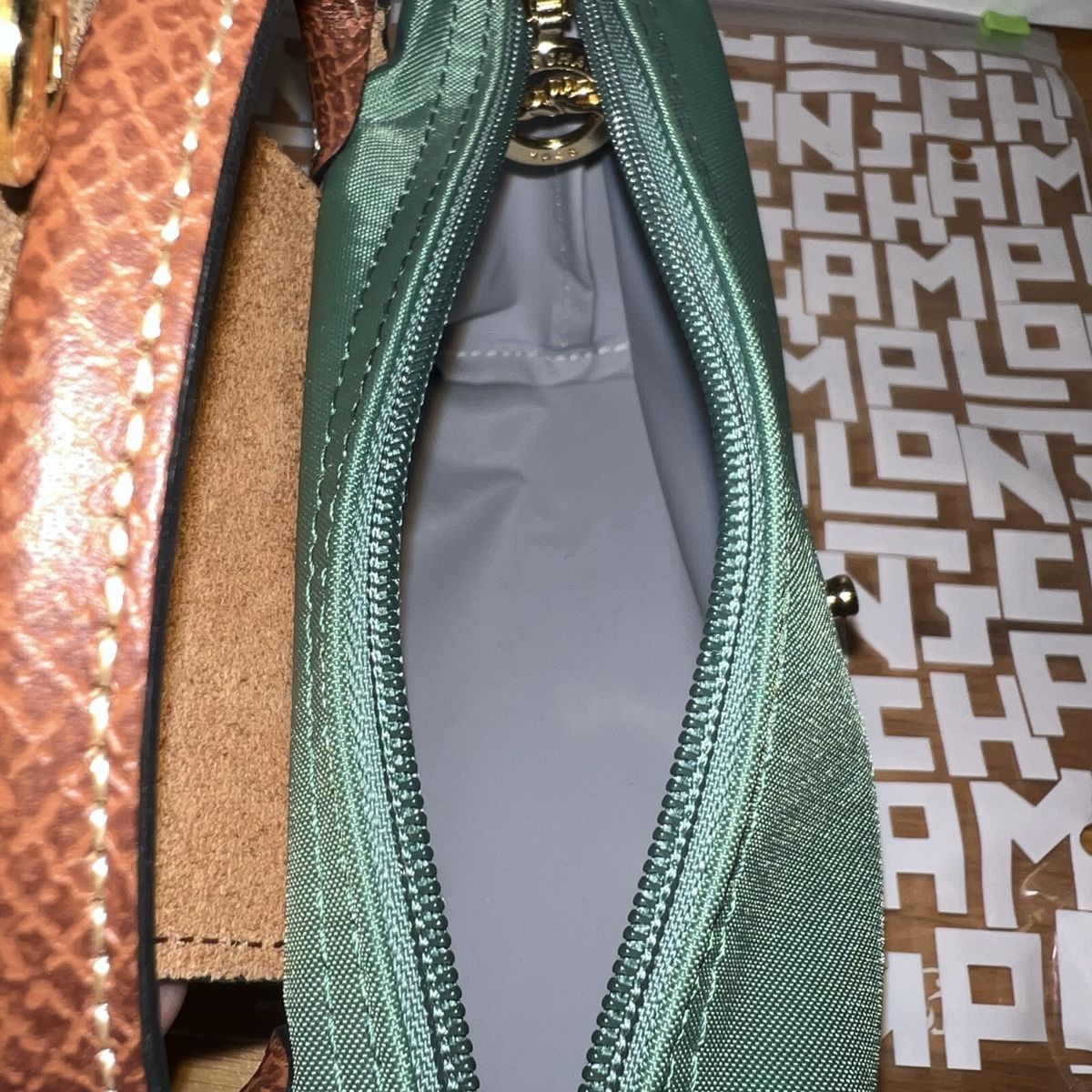 Longchamp Borse: Longchamp Pochette mit Henkel le Pliage Original – Nuovo (secondo la descrizione) da Moosseedorf venduto da sof_rls6 2