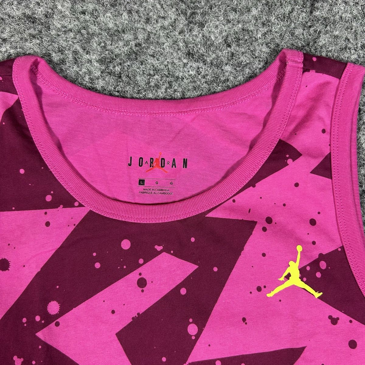 Jordan T-shirt: Jordan tank top size Large  – Nuovo (secondo la descrizione) da La Sagne NE venduto da Matlasape 1