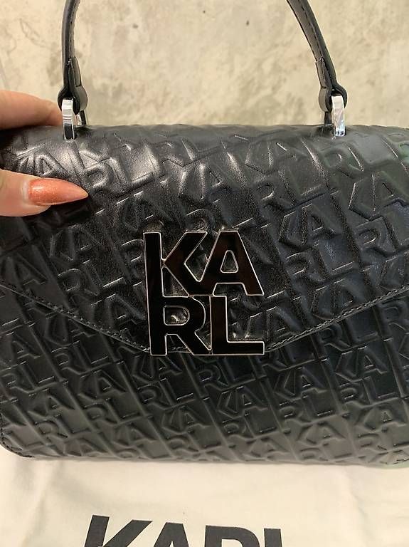 Karl Lagerfeld Borse da donna: Limitierte Original Karl Lagerfeld Tasche NEU – Nuovo e nell'imballaggio originale da Rothrist venduto da Oddymanliane 4