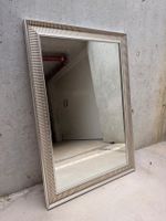 Spiegel - zeitloses Design & edle Optik (silber / chrome)