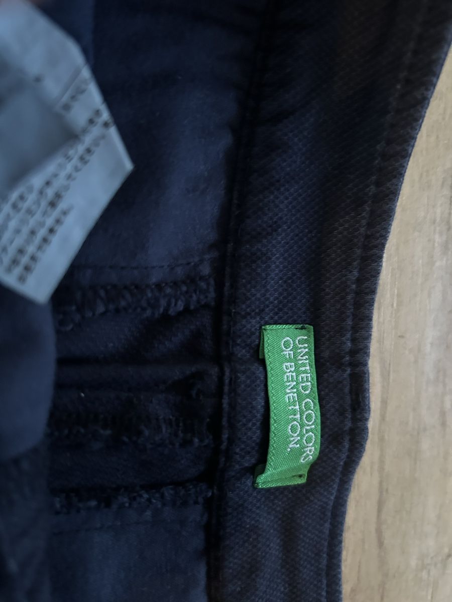 Benetton Pantaloni: Benetton Shorts Gr. 40 – Usato da Willisau venduto da Geissbock11 1