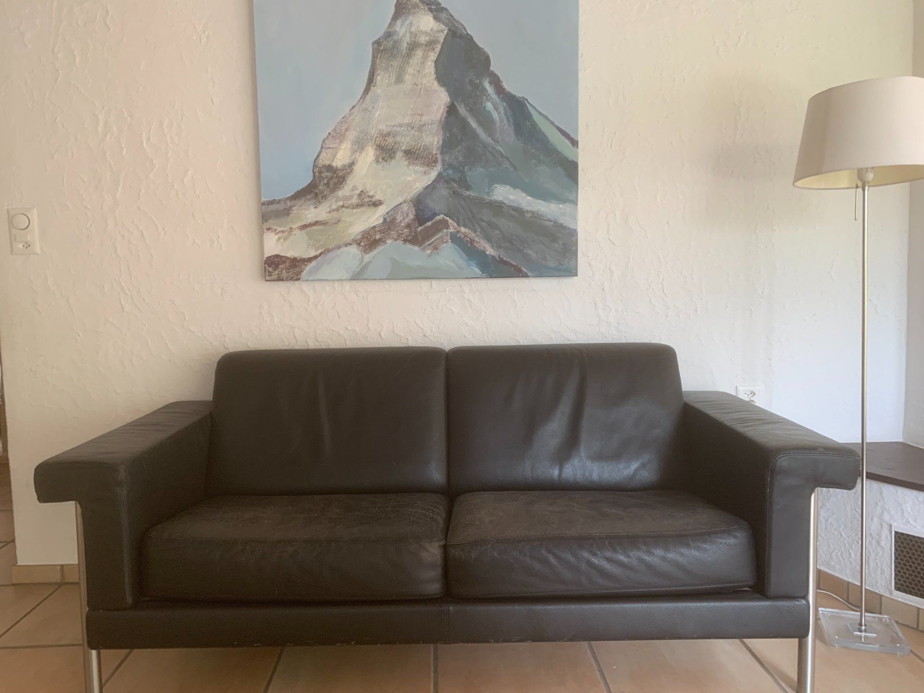 Sofas: Ledersofa schwarz von Intertime Schweiz – D'occasion à Untersiggenthal par Ophus