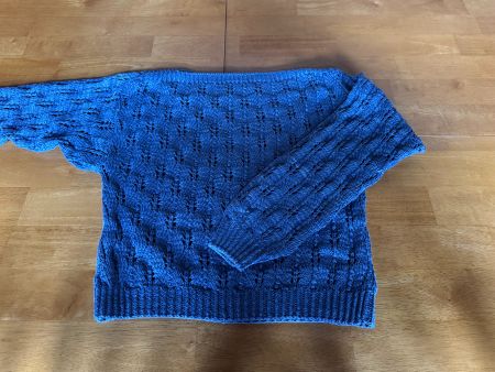 Pull coton en maille ajourée bleu, idéal pour la mi-saison!