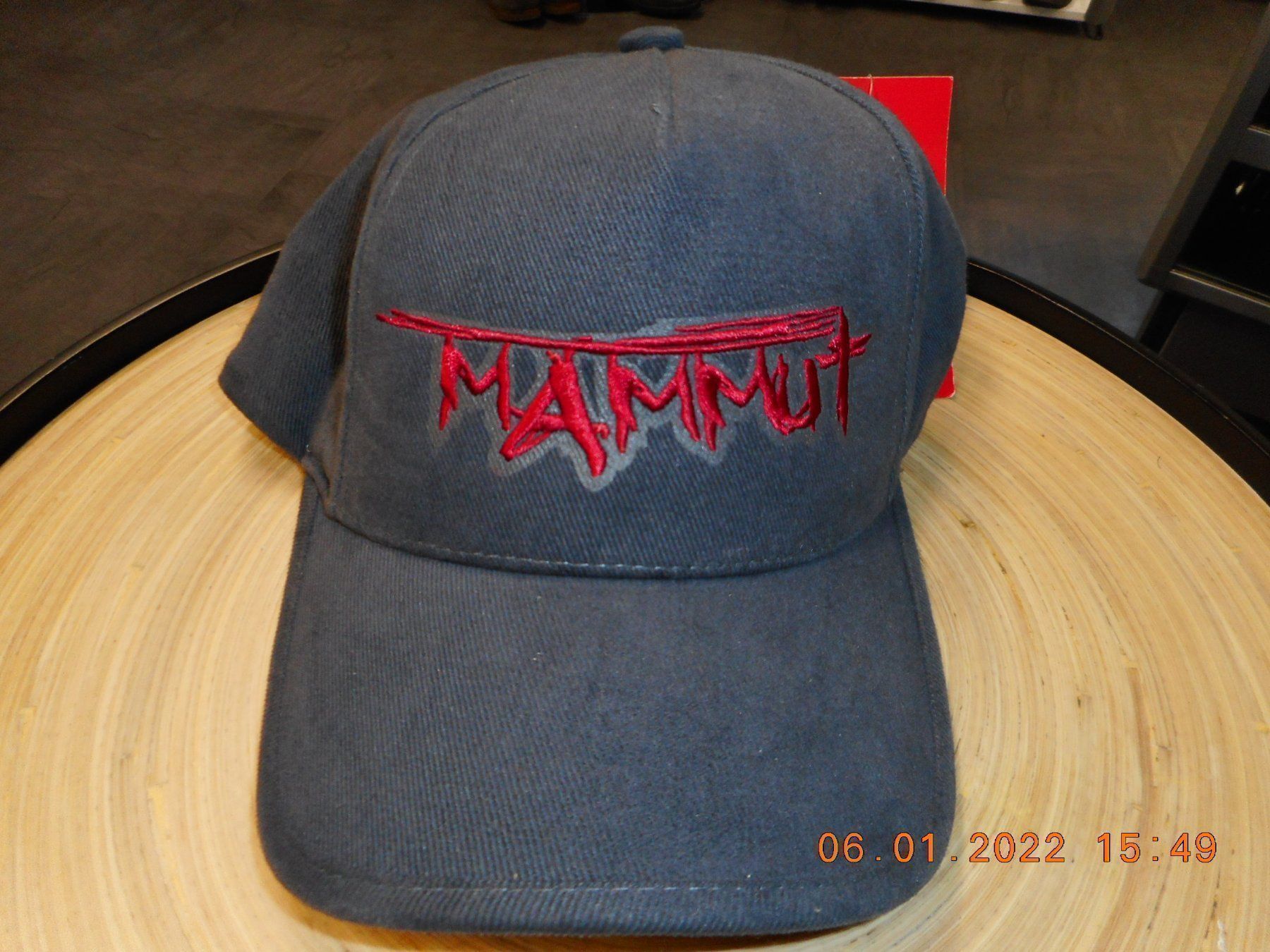 Mammut Copricapi, berretti & cappellini: MAMMUT Mütze Base CAP Gr. S grau – Nuovo e nell'imballaggio originale da Holziken venduto da Rupe