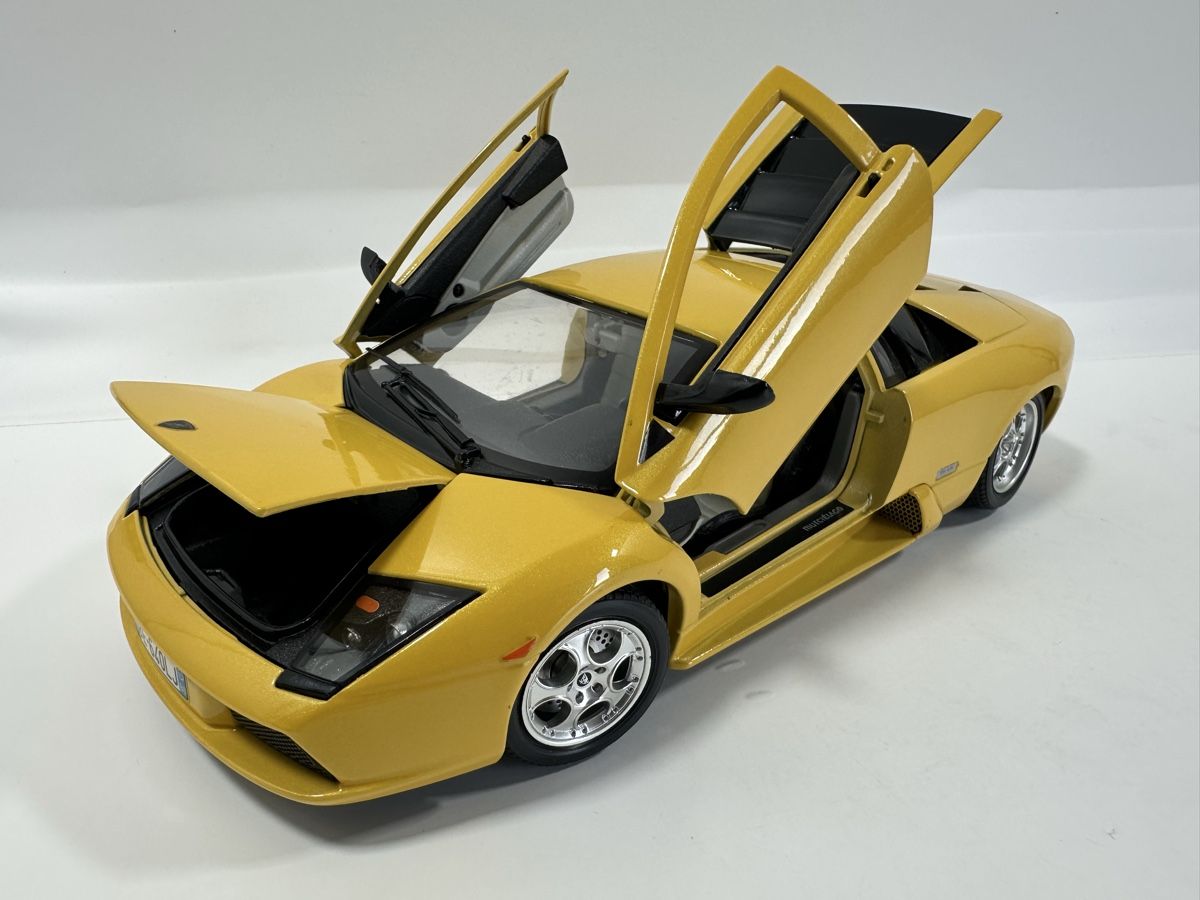 Bburago Voitures modèles: Lamborghini Murciélago 1:18, gelb, BBURAGO – Neuf (Voir description) à Zofingen par rf9_x2xt 8