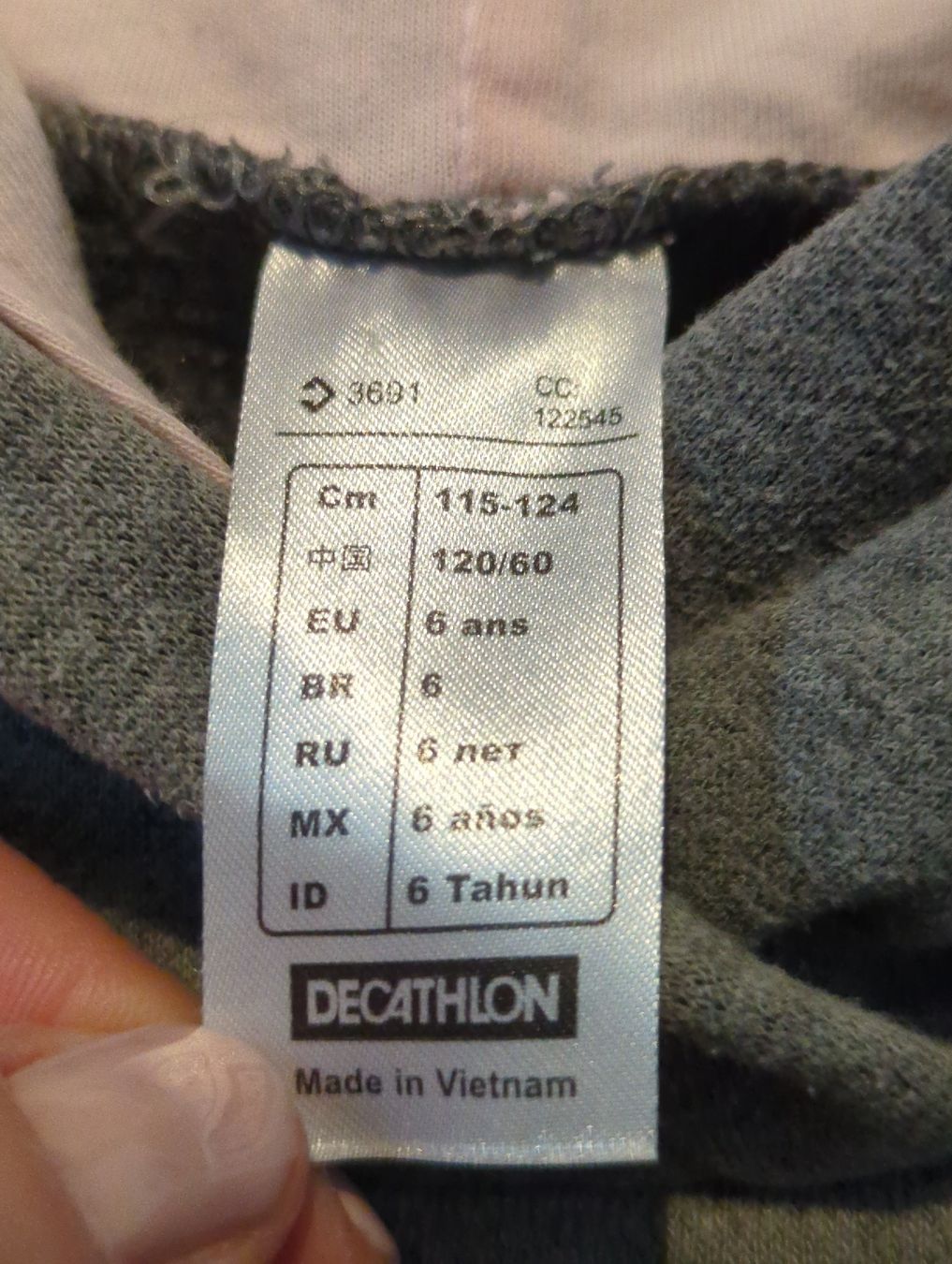 Decathlon Maglioni & Felpe: Decathlon Mädchen Hoodie Gr.6J – Nuovo (secondo la descrizione) da Eglisau venduto da raf_hn2x 4