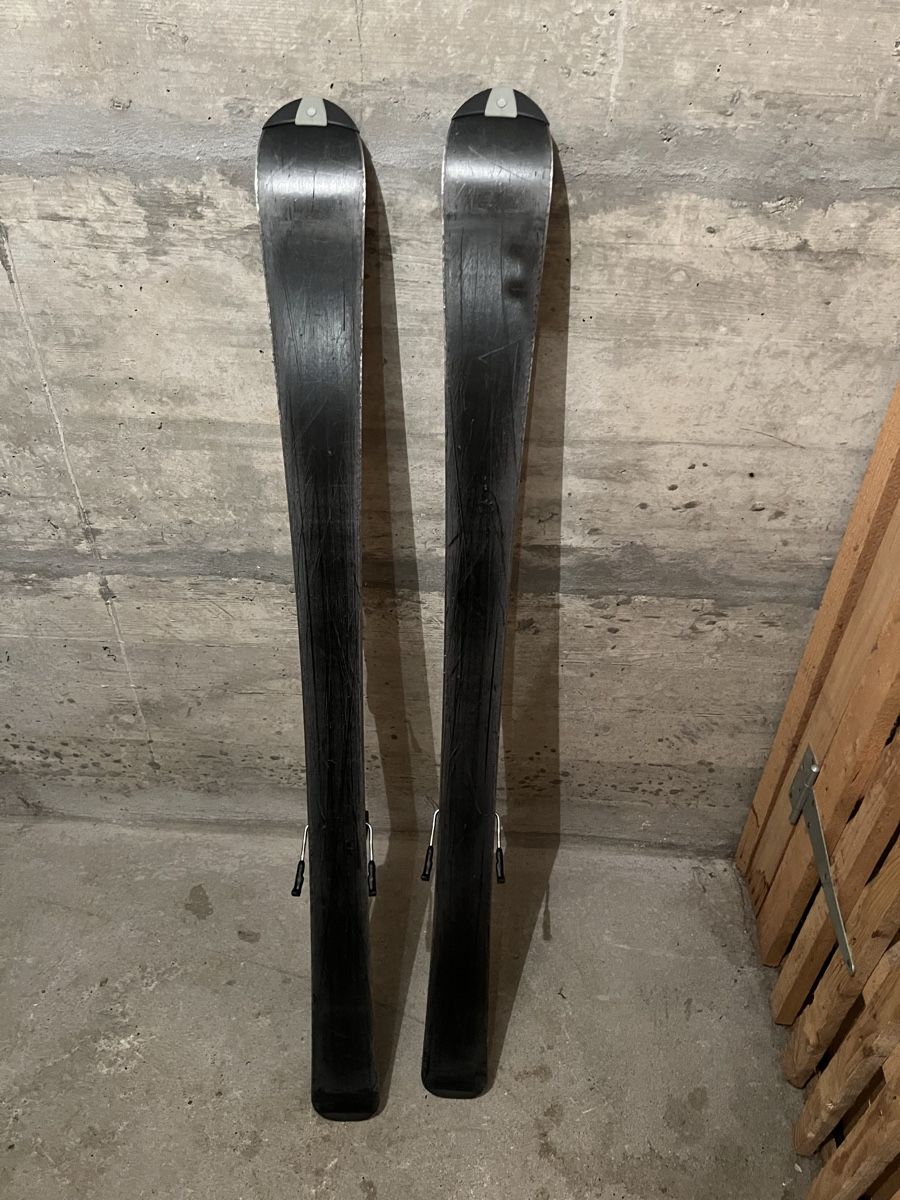 Skis: Kinder Ski – D'occasion à Grenchen par nic_87y9 1
