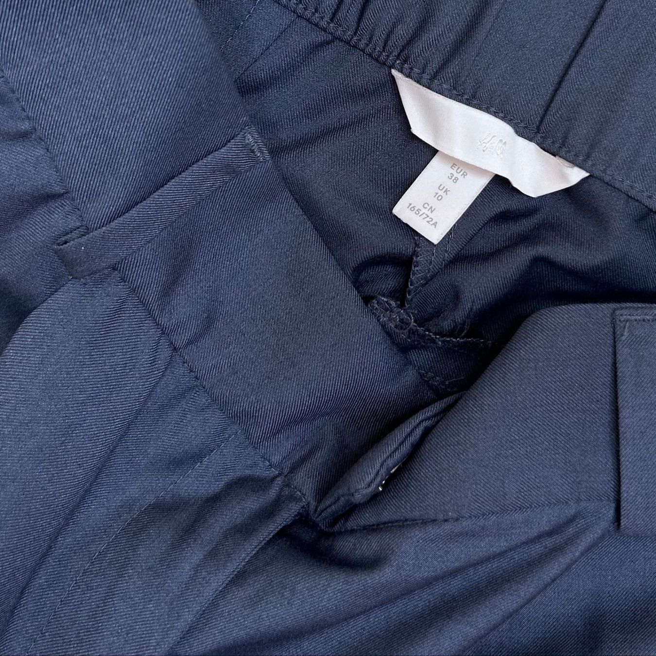 H&M Completi & Tailleur: H&M Suit - Blazer and Pants – Usato da St. Gallen venduto da look-twice 8