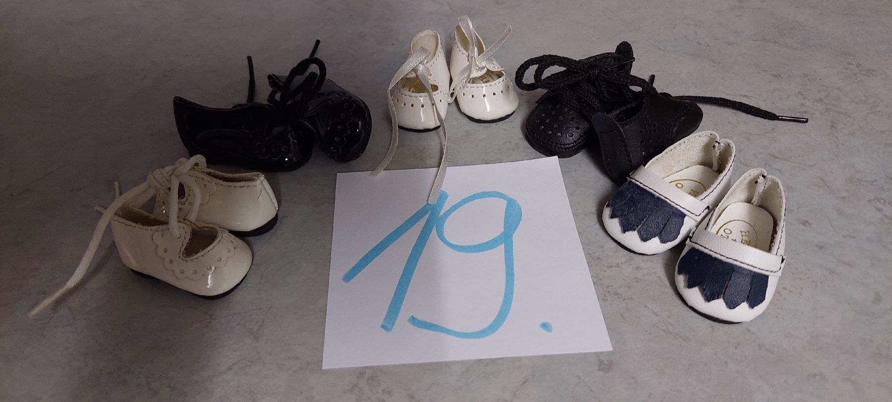 Heidi ott Bambole: 5 Paar Heidi Ott Schuhe  – Usato da Muri AG venduto da nindo1