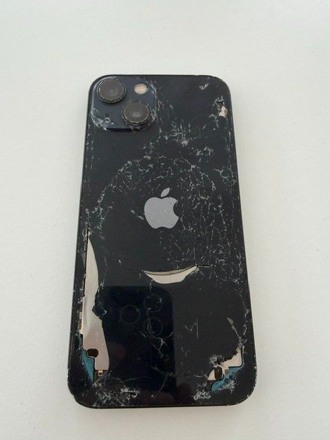 Apple Handys / Smartphones: Iphone 13 – Gebraucht aus Bülach von B.J.K 1