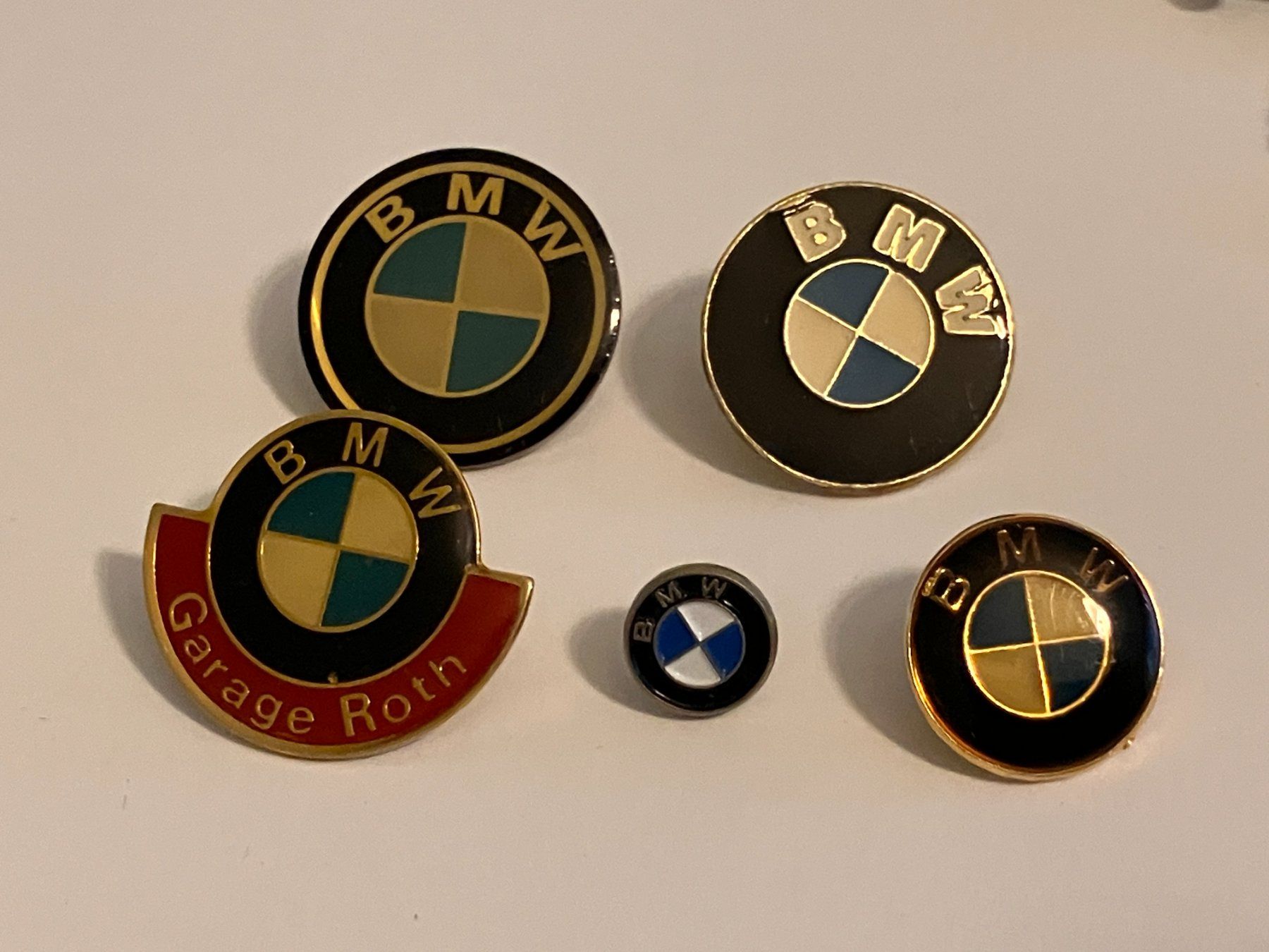 Placchette & Badge: 5 Pin BMW – Usato da Basel venduto da djwwpp