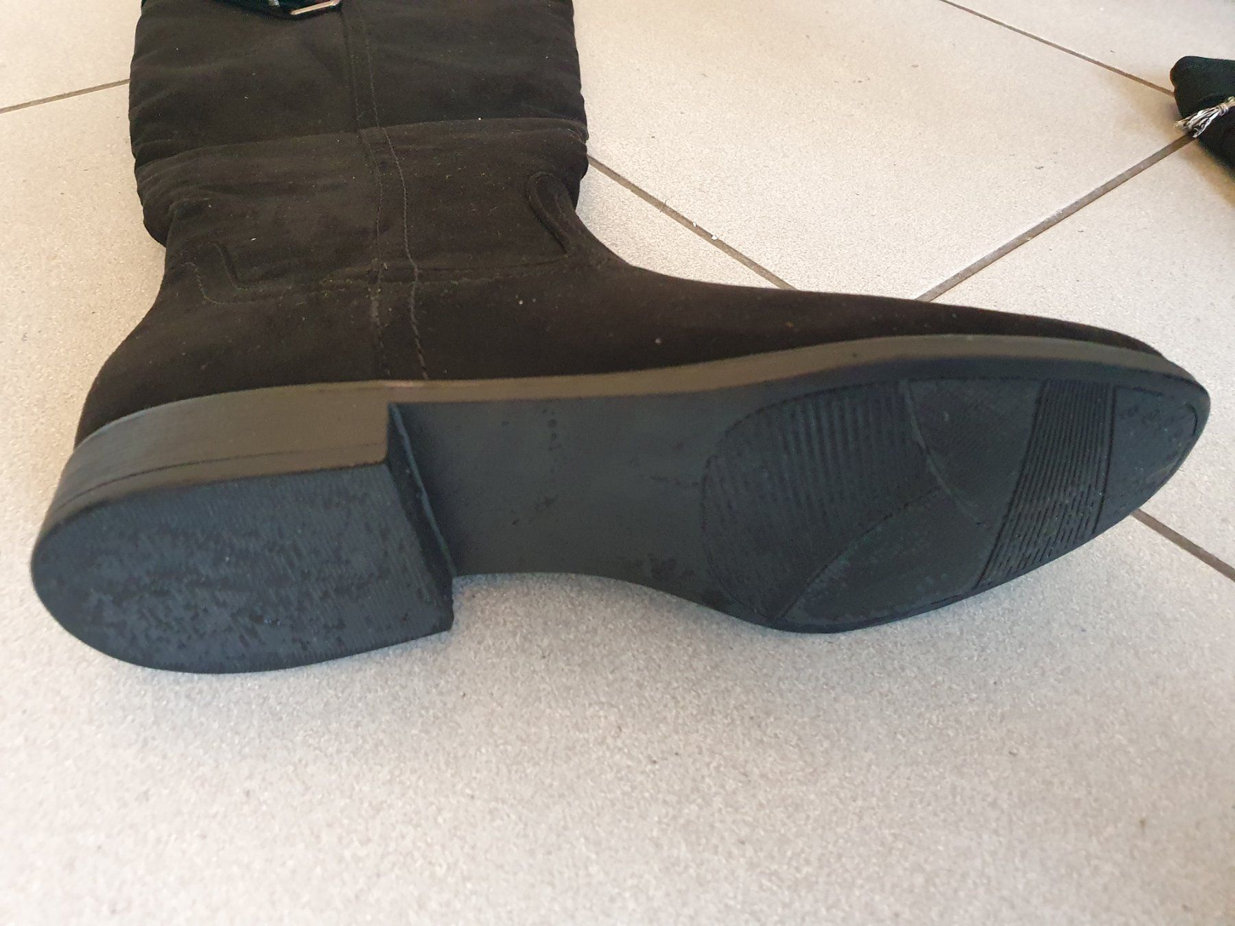 Graceland Scarpe da donna: Schwarze Stiefel, Gr. 39, ungetragen, Weitschaft – Nuovo (secondo la descrizione) da Reigoldswil venduto da Velmakelly 2