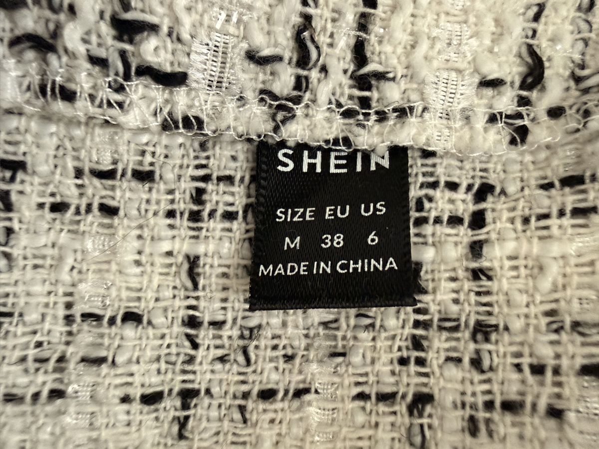 Shein Gonne: Mini-jupe  Shein, taille M, – Usato da Granges VS venduto da Anila.r 4