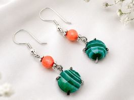 Malachit u. Coral Ohrringe neu Handmade versilbert Grün