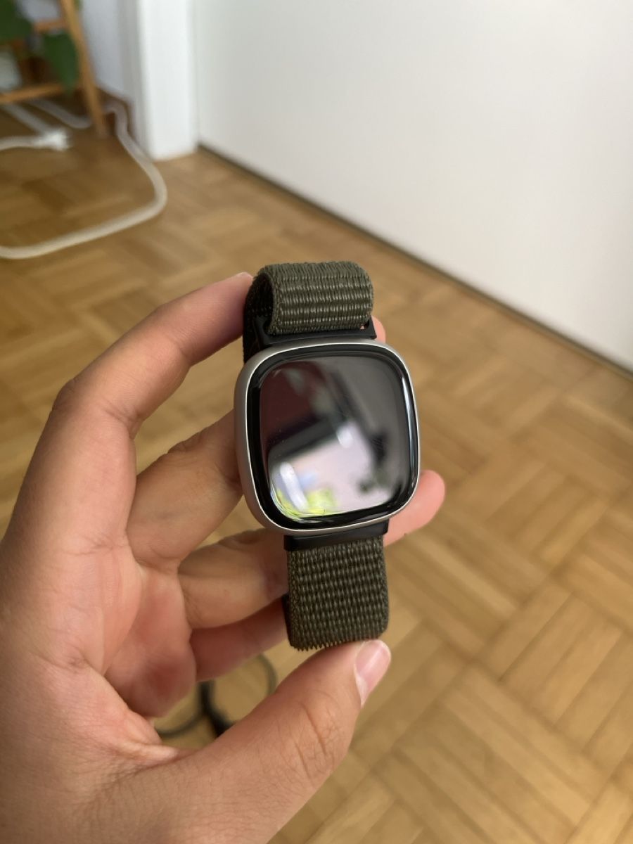 Fitbit Smartwatch: Fitbit Smartwatch Sense – Gebraucht aus Winterthur von luuus 1