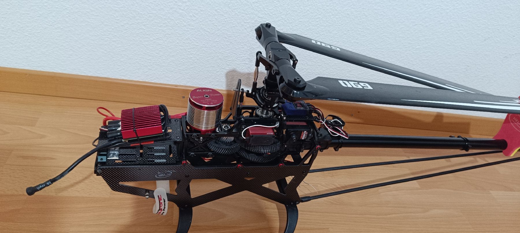 Heli-Professional Modellismo RC: Soxos DB7 700 Heli 6 S – Usato da Lausen venduto da Trex700dfc 3