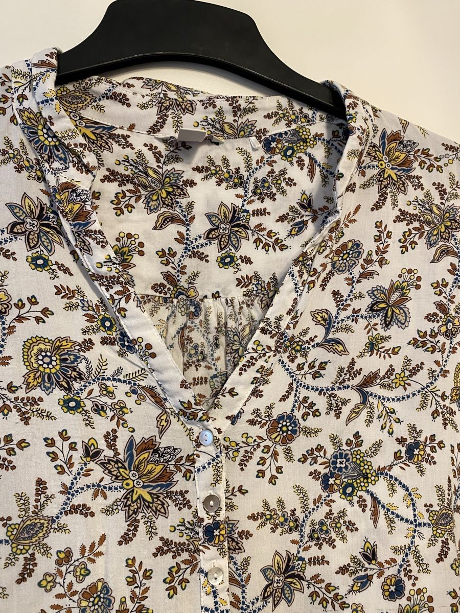 Esprit Camicette: Damen Bluse von Esprit Gr.36 – Usato da Pfungen venduto da Sheki56 2