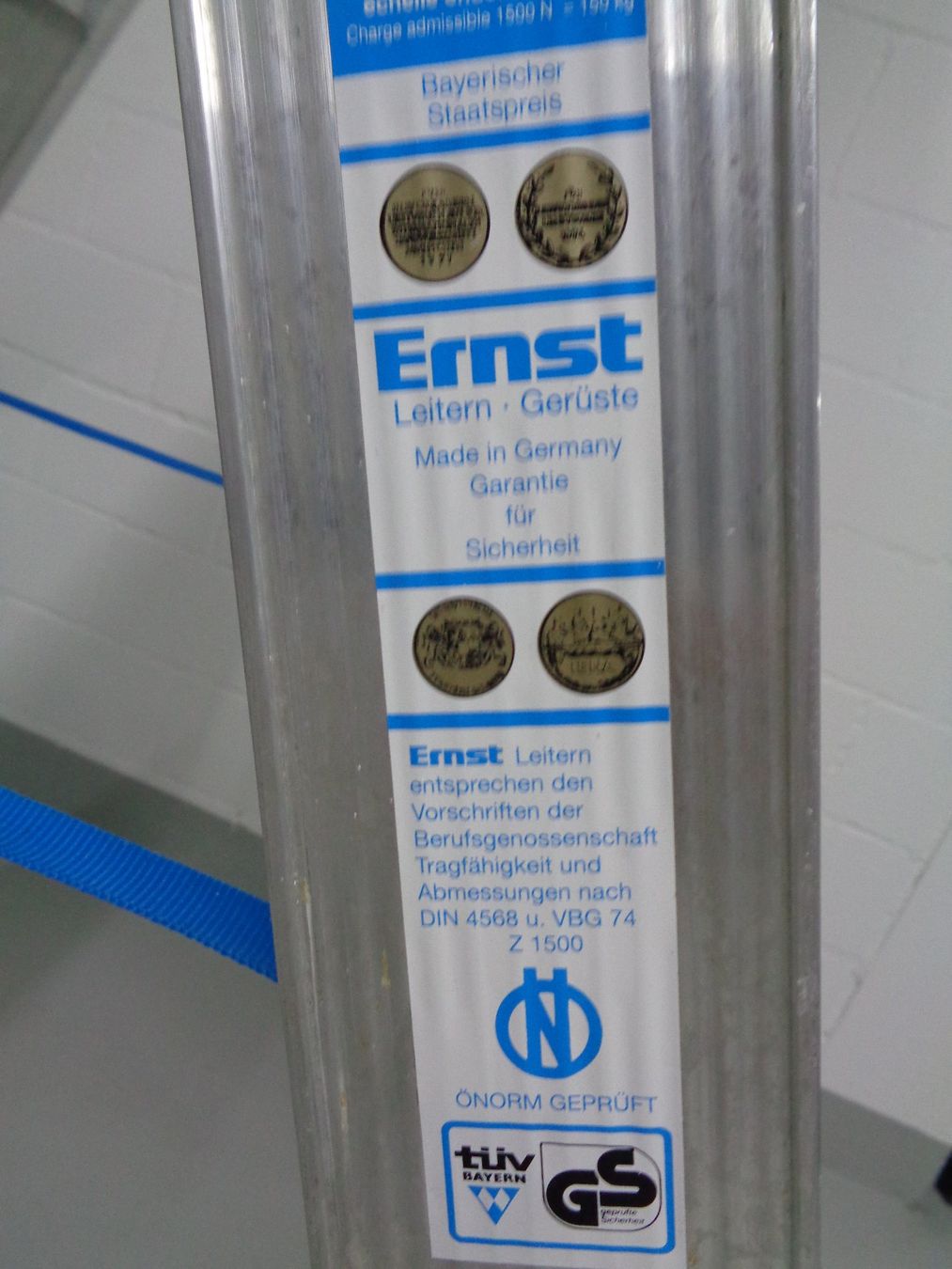 Leitern: Stufenstehleiter / 5 Sprossen – Gebraucht aus Aarwangen von SEC500 6