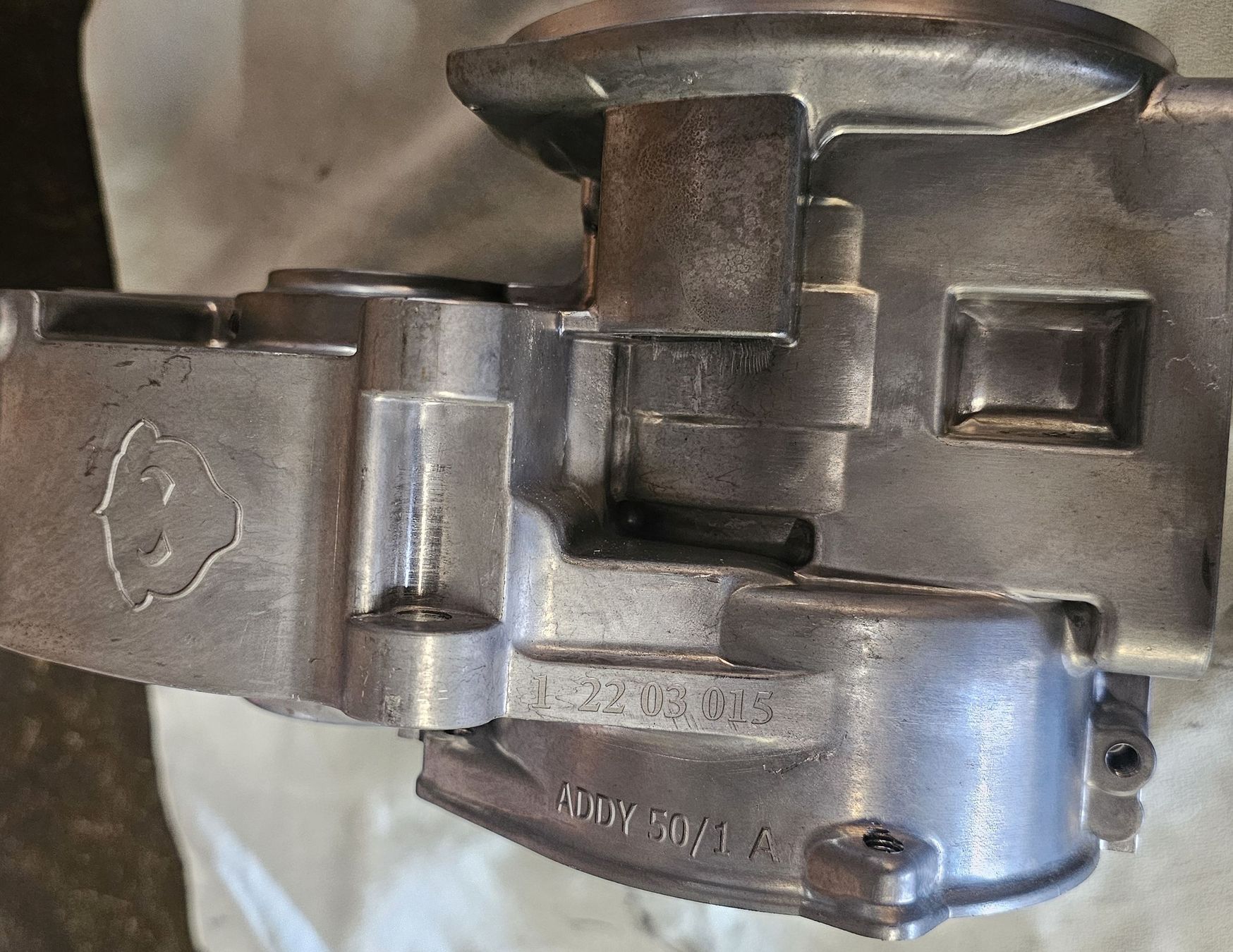 Puch Ciclomotori: Motorgehäuse Addy 50/1 A – Nuovo e nell'imballaggio originale da Düdingen venduto da Bali888
