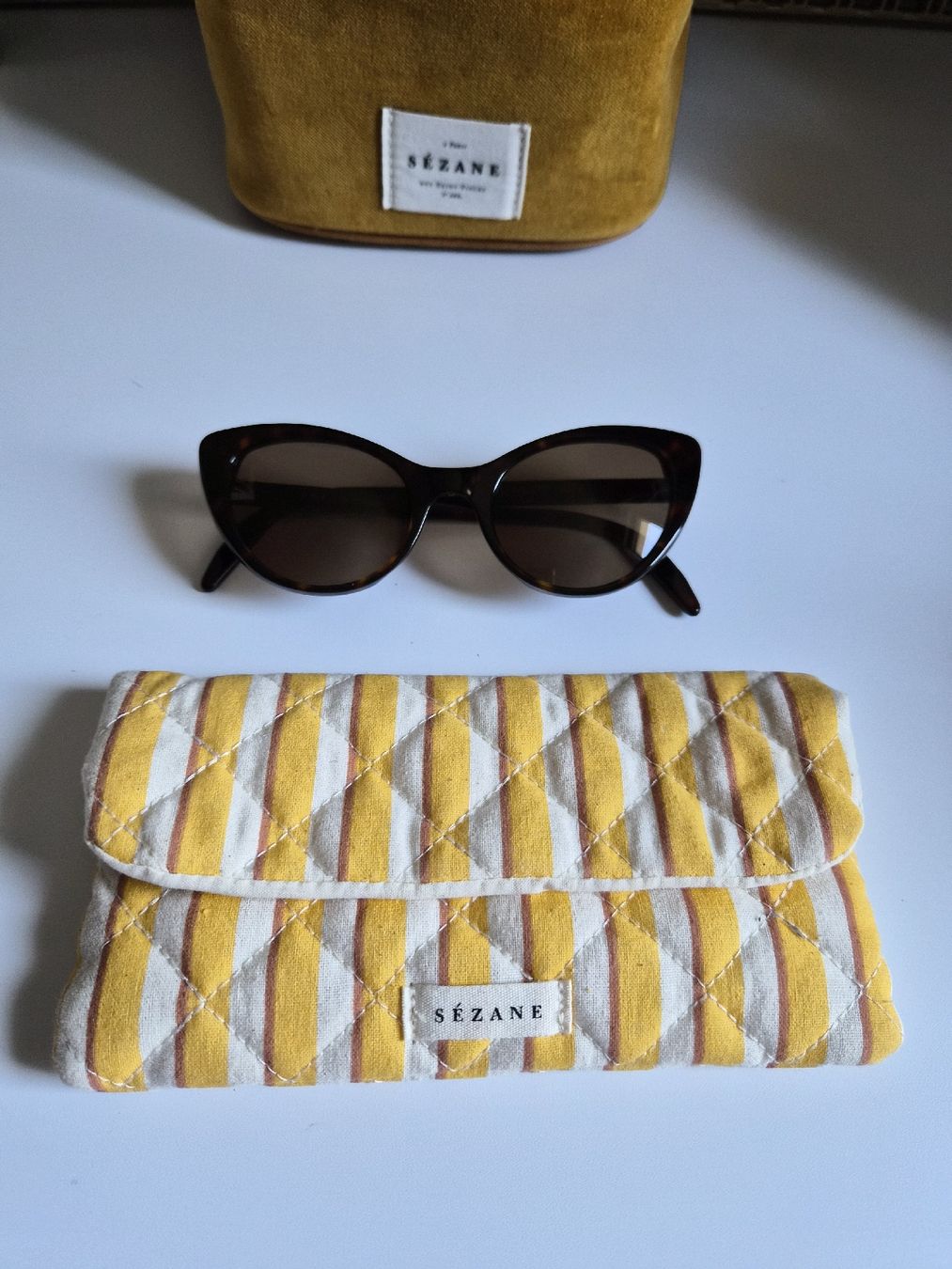 Sezane Brillen & Gläser: Sézane Sonnenbrille – Gebraucht aus Zofingen von Detth 1
