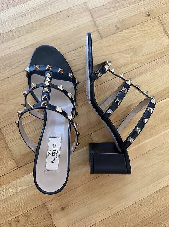 Valentino Scarpe da donna: Valentino Rockstuds 39,5 – Usato da Zürich venduto da isa_6gz2