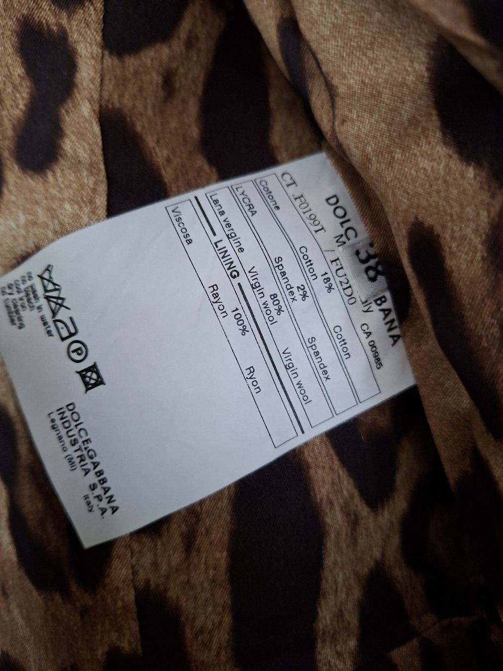 Dolce & Gabbana Cappotti: manteau dolce gabbana – Nuovo (secondo la descrizione) da Chardonne venduto da hel_h5k2 8