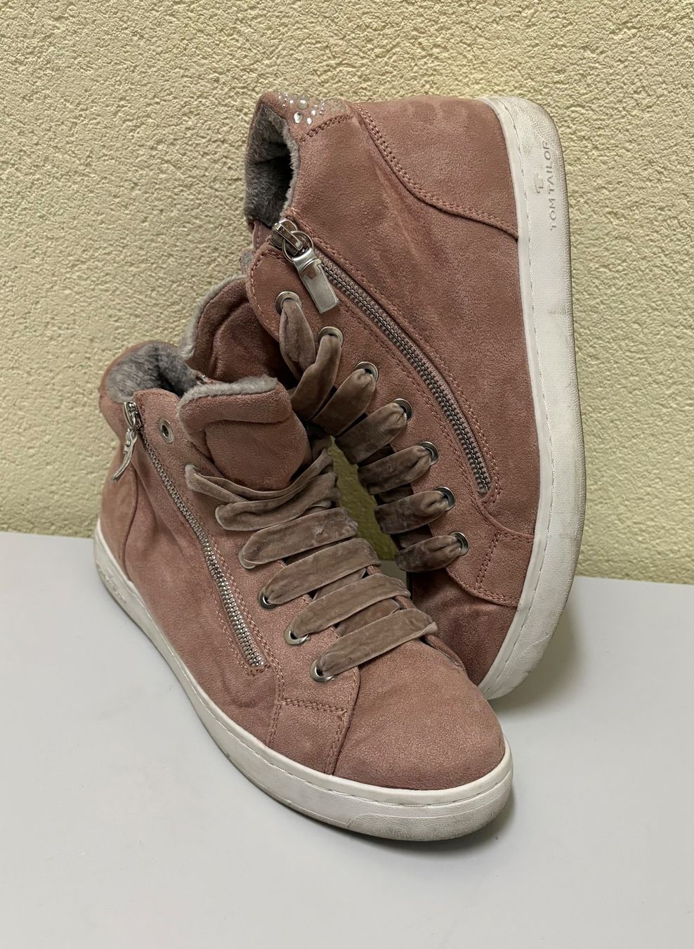 Tom Tailor Scarpe da donna: Schuhe / Wintersneaker Gr.41 – Usato da Basel venduto da tif_m2h6 1