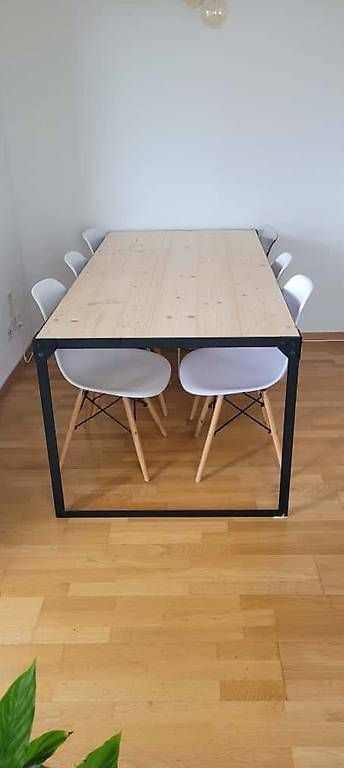 Tische: Esstisch Holz & Metall – Gebraucht aus Kleinandelfingen von Minimalismus 1