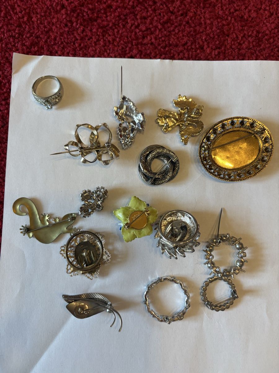 Broches & Aiguilles: Brosche Lot  – D'occasion à Murten par Tzaugg 4