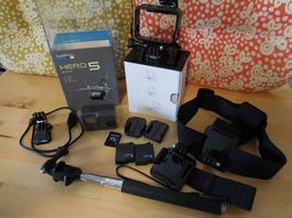 GoPro Hero 5 mit vielen Extras OVP und 16GB SD Karte dabei!