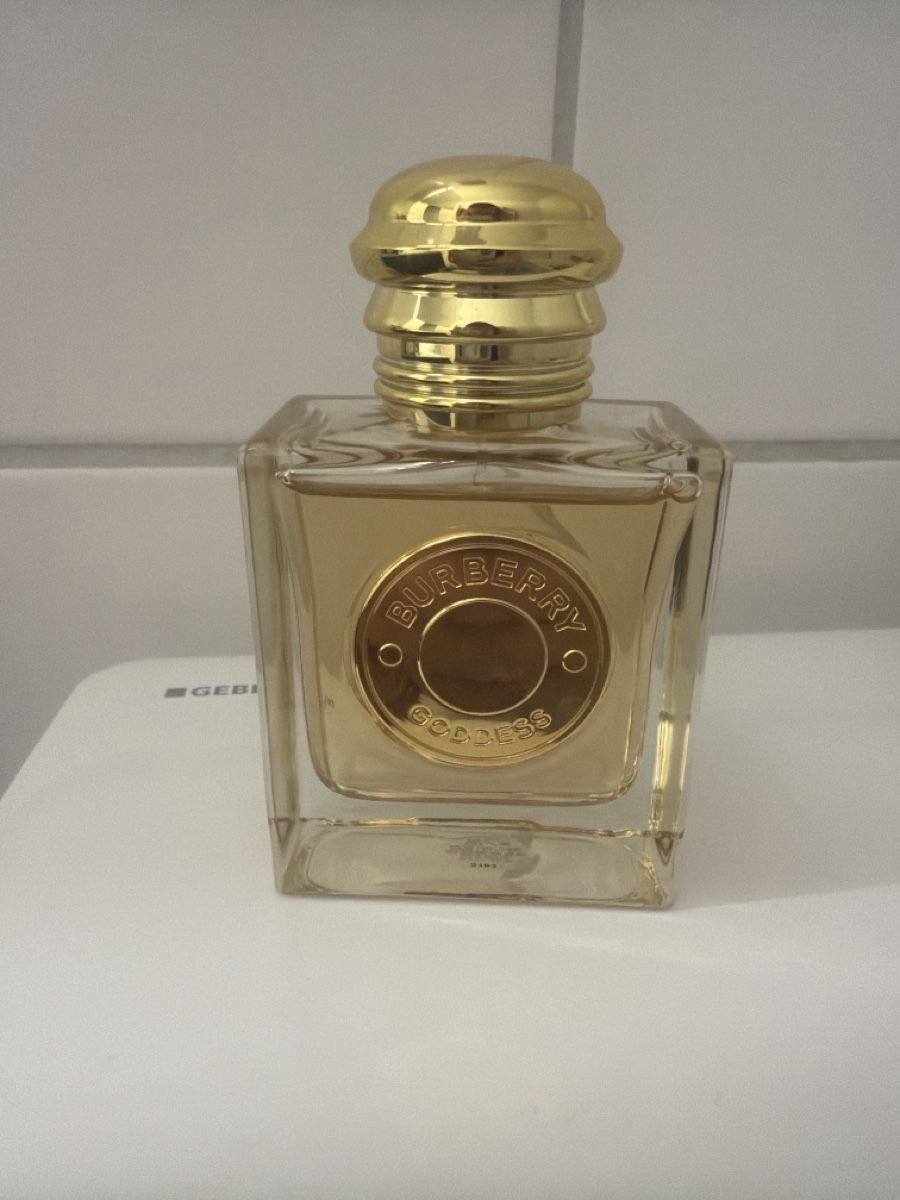 Burberry Profumi & Eau de Toilette: Burberry Goddess Eau de Parfum – Usato da Wangen b. Olten venduto da Sarina93881621