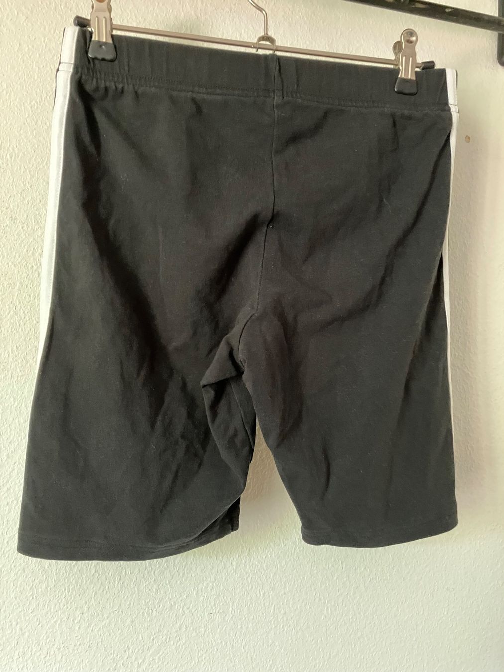 Adidas Pantaloni: Adidas Radlerhosen, Grösse S – Usato da Zürich venduto da MonkeyTunes 1