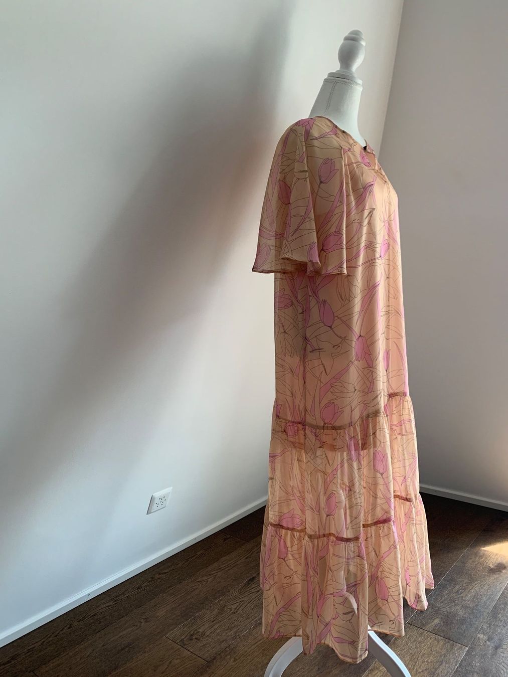 Vestiti: TRAFFIC PEOPLE robe taille L/XL – Usato da Morges venduto da Imade1 2