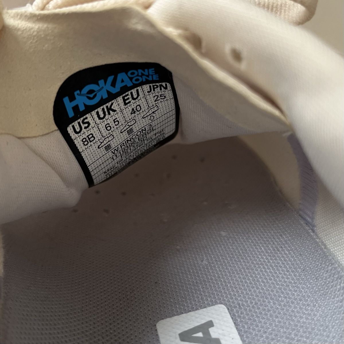 Scarpe da donna: Hoka Rincon 3 SOFT & LIGHT MEETS FAST Grösse 40 – Nuovo (secondo la descrizione) da Buochs venduto da charlie18 4