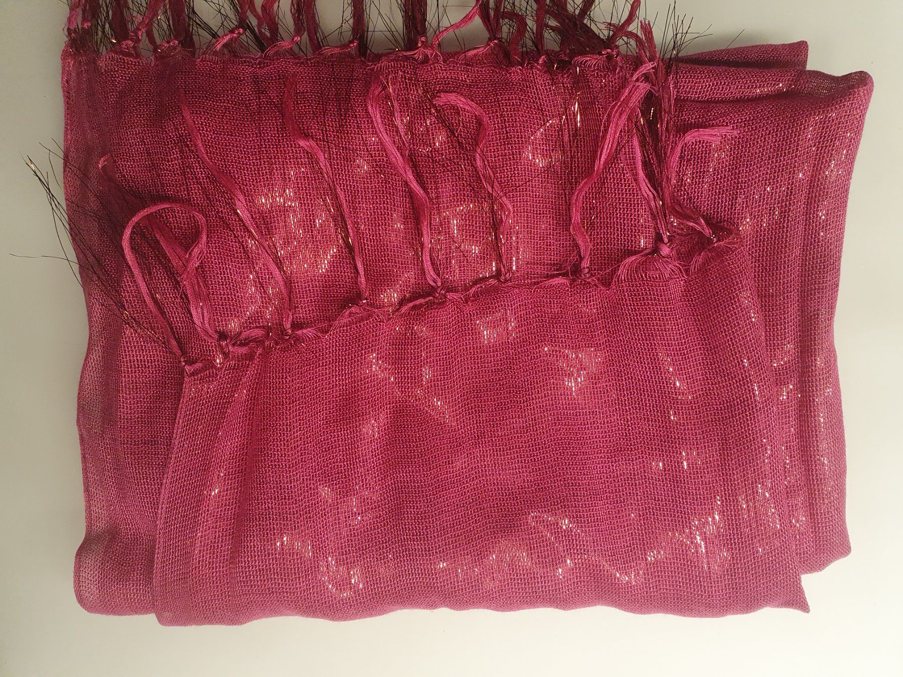 Foulard & Sciarpe: Schal – Nuovo (secondo la descrizione) da Moosseedorf venduto da Sonnenschein..