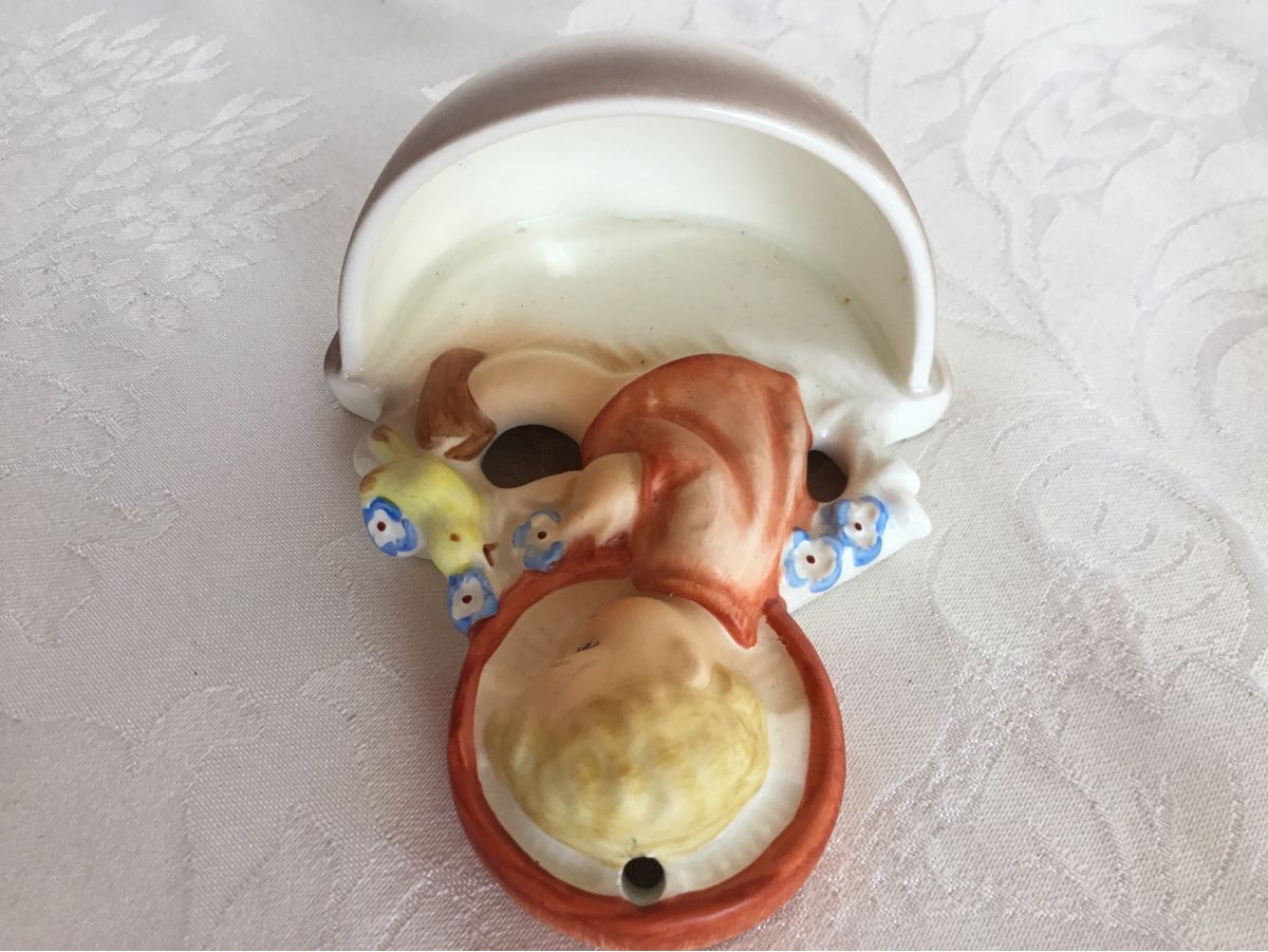 Hummel Statuette: Älteres Hummel Weihwasser Geschirr  – Usato da St. Gallen venduto da chamilla 4