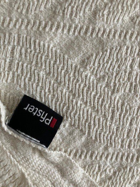 Pfister Coperte: Couverture  Pfister crème franges décoratives – Usato da Gampelen venduto da Mari60 1