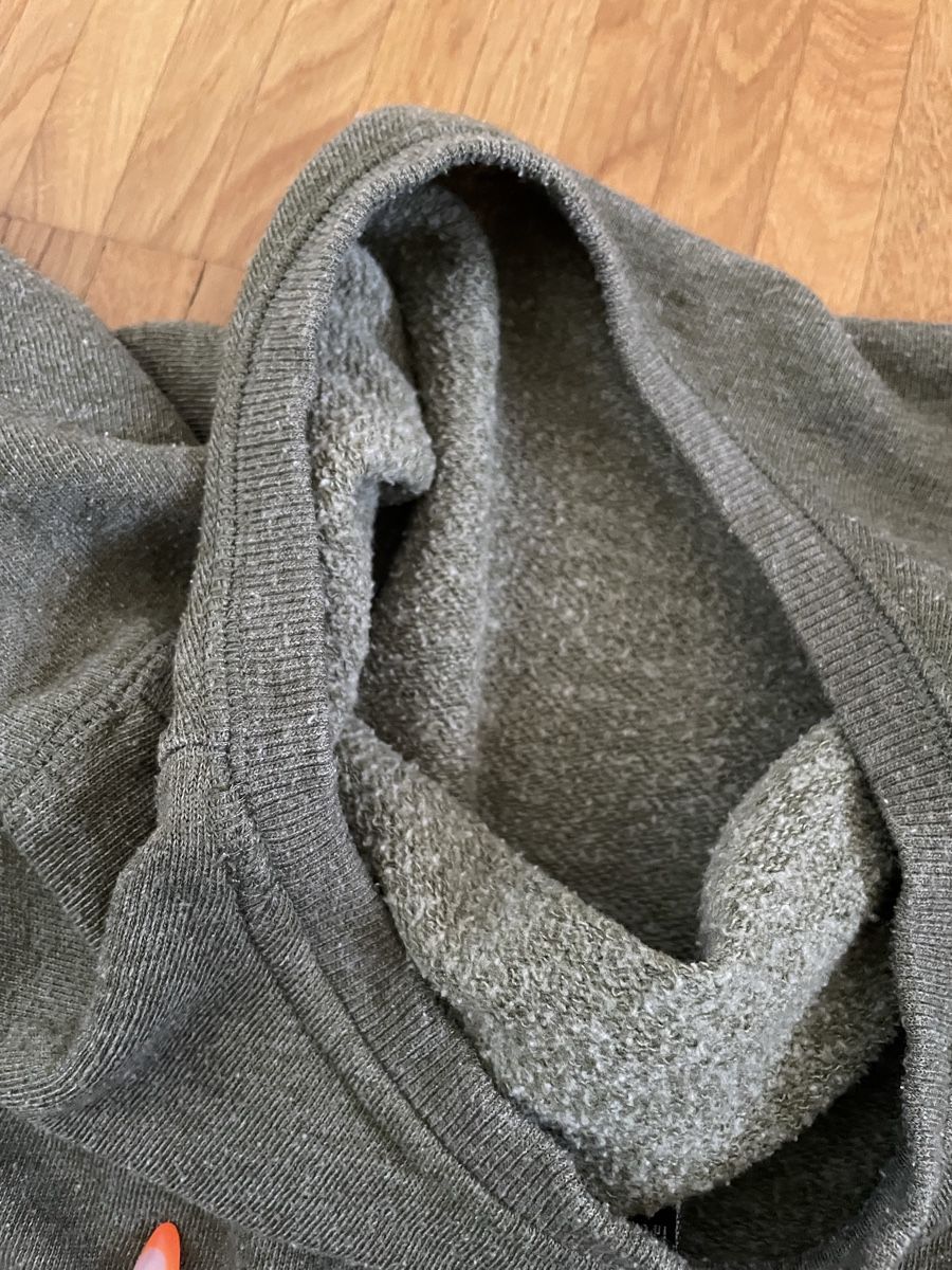Pullover & Sweatshirts: Sweat-shirt – Gebraucht aus Pont-de-la-Morge (Sion) von hel_bh28 3