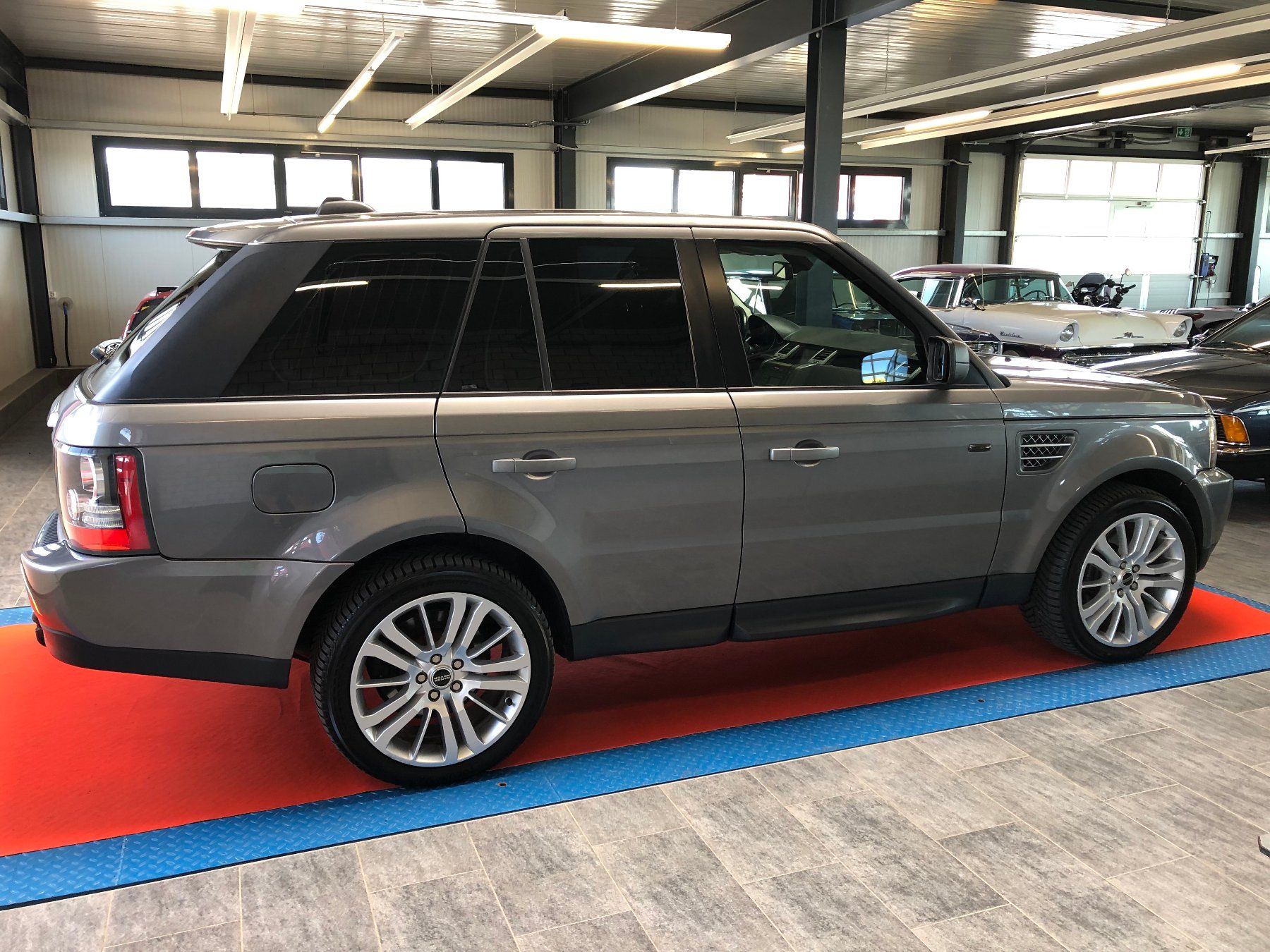 Land Rover Automobili: LAND ROVER Range Rover Sport 3.6 Td8 HSE Automatic – Usato da Gampelen venduto da Steuer0 6