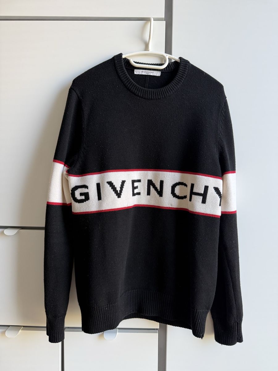 Givenchy Pullover & Sweatshirts: Givenchy wool sweater – Gebraucht aus Genève von luc_5q8p