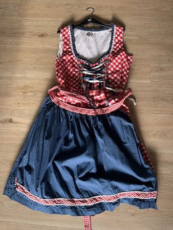 Dirndl von Alphorn Grösse 44