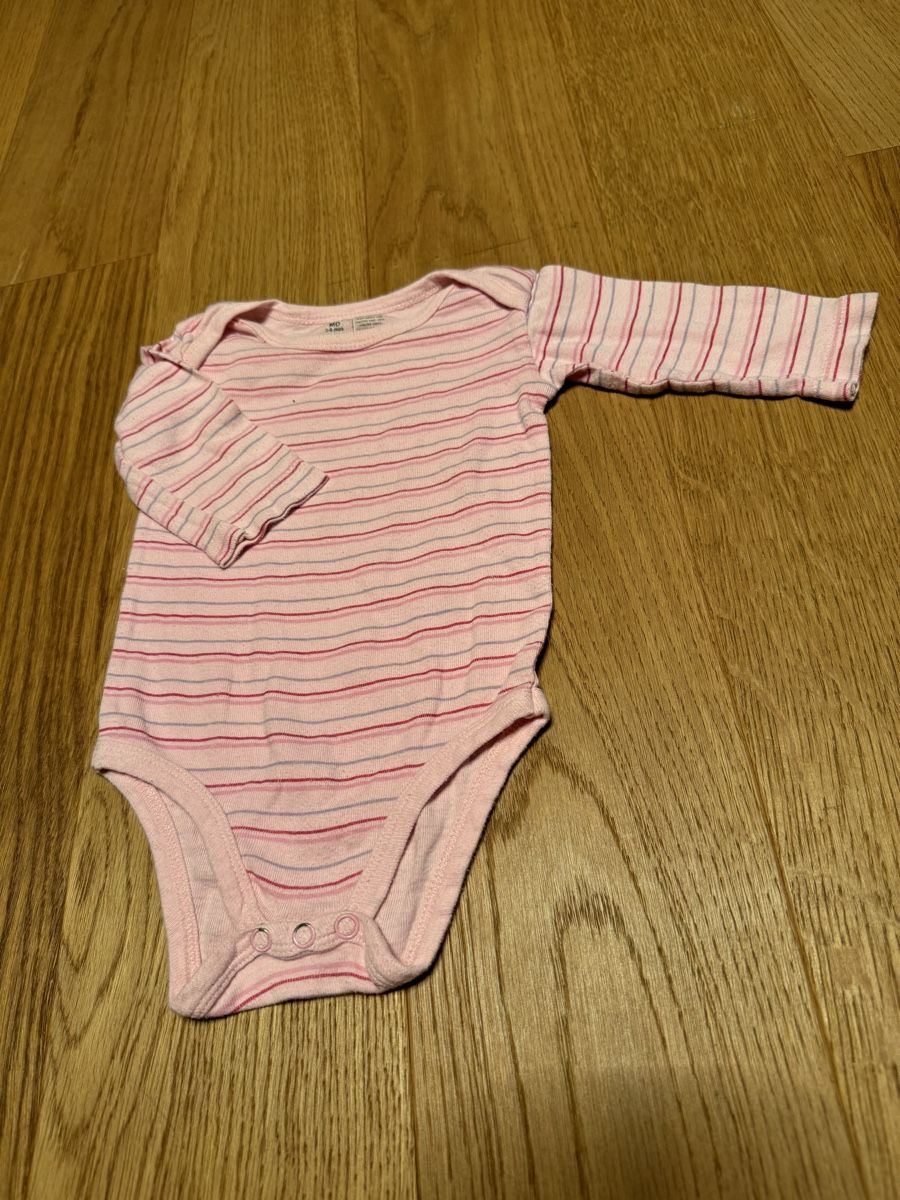 Kleiderpakete & -sets: Baby Kleider Paket, Gr. 62 – Gebraucht aus Genthod von Tidus04 2
