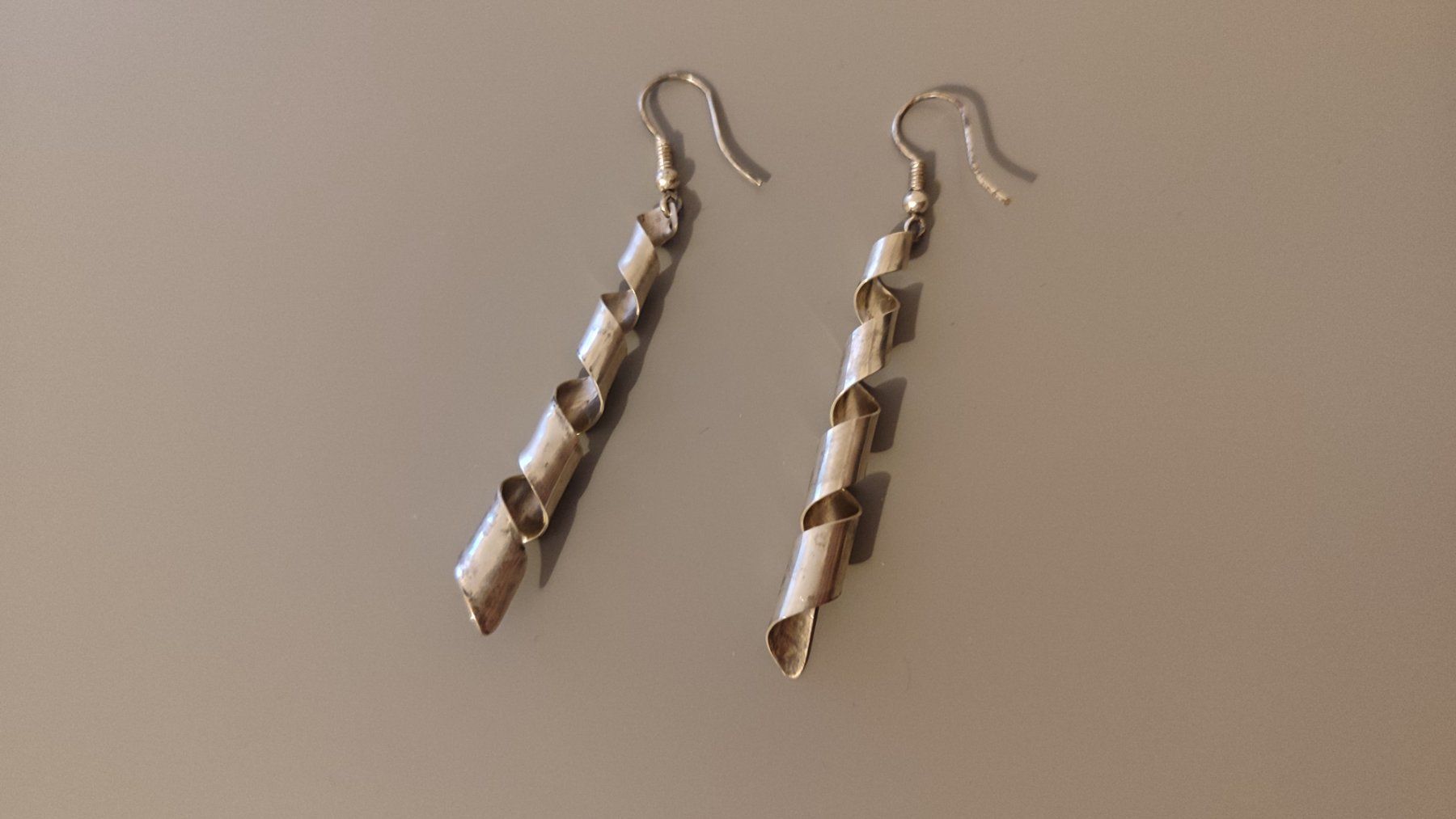 Orecchini pendenti & Orecchini a lobo: Ohrring, handmade, echt-Silber, Spirale Design – Nuovo e nell'imballaggio originale da Zürich venduto da nic_xm7s 1