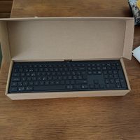 Logitech K950 Business Tastatur (Signature Slim) – Neu