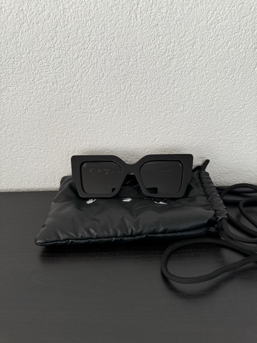 Off-White Occhiali & Lenti: Sunglasses Off-White™ – Nuovo (secondo la descrizione) da Dübendorf venduto da fra_h2bp 5